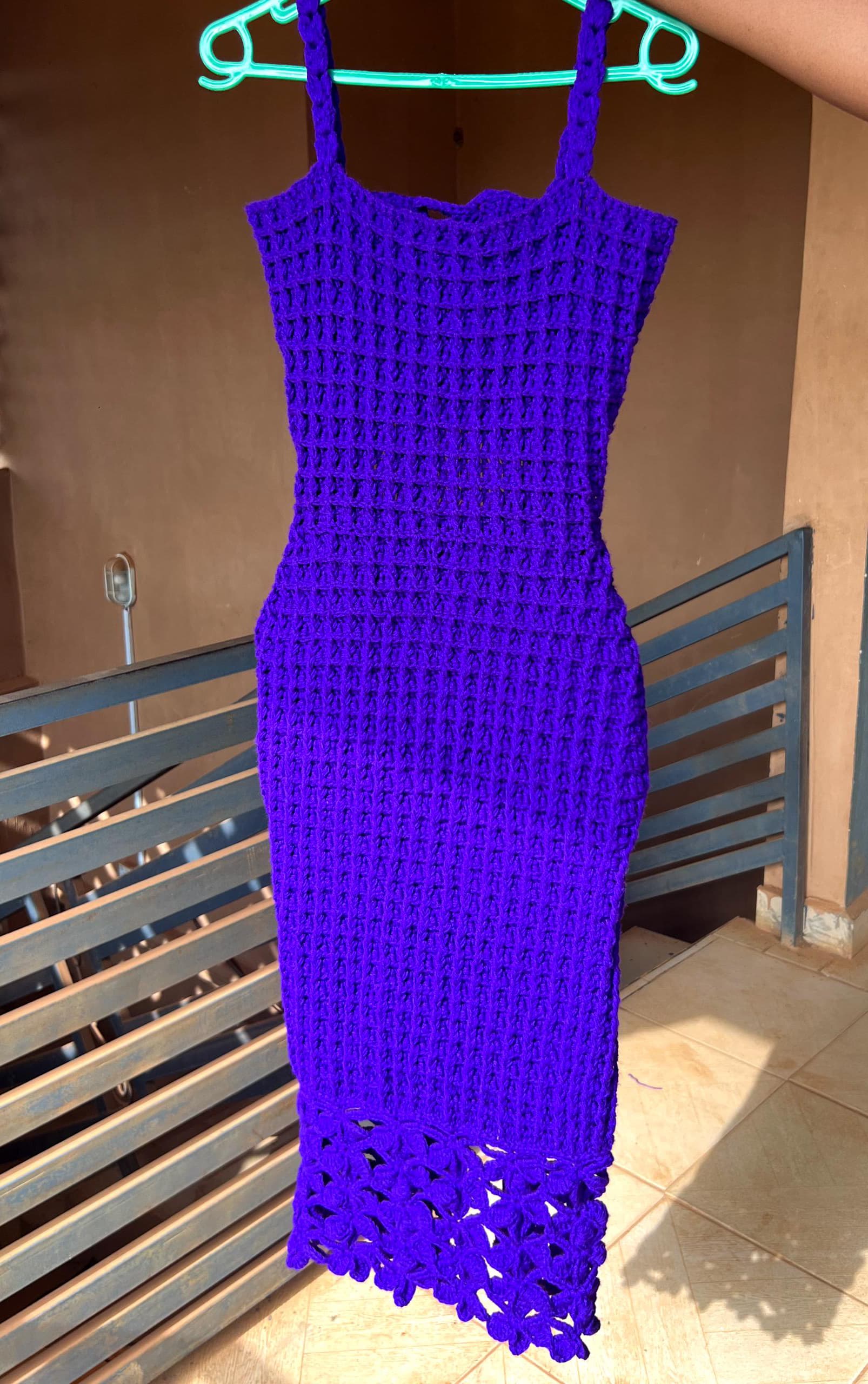 Armless dress